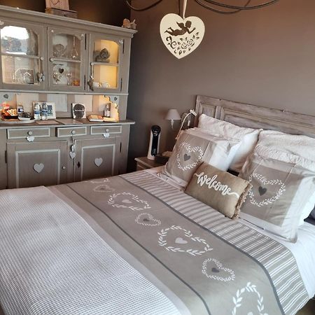 Romantic Room In Brussels Sky Bagian luar foto